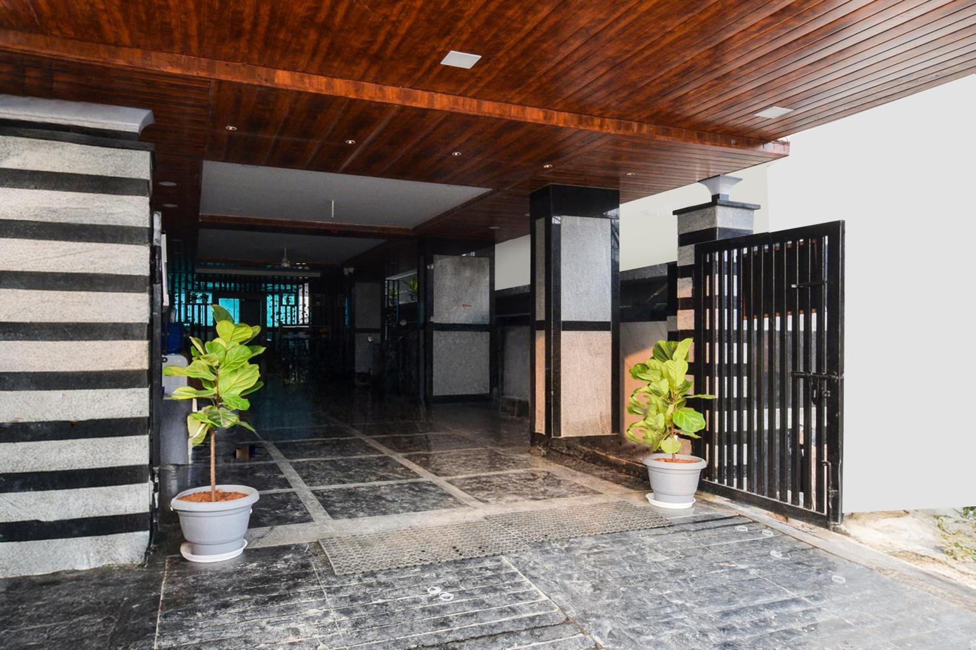 Super Collection O Gachibowli Phase - 1 Near Isb Hotel Ngoại thất bức ảnh