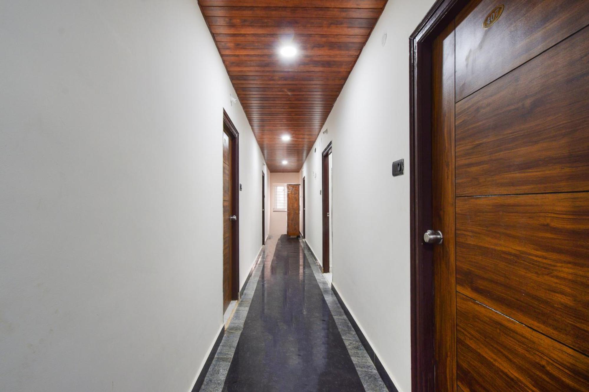 Super Collection O Gachibowli Phase - 1 Near Isb Hotel Ngoại thất bức ảnh